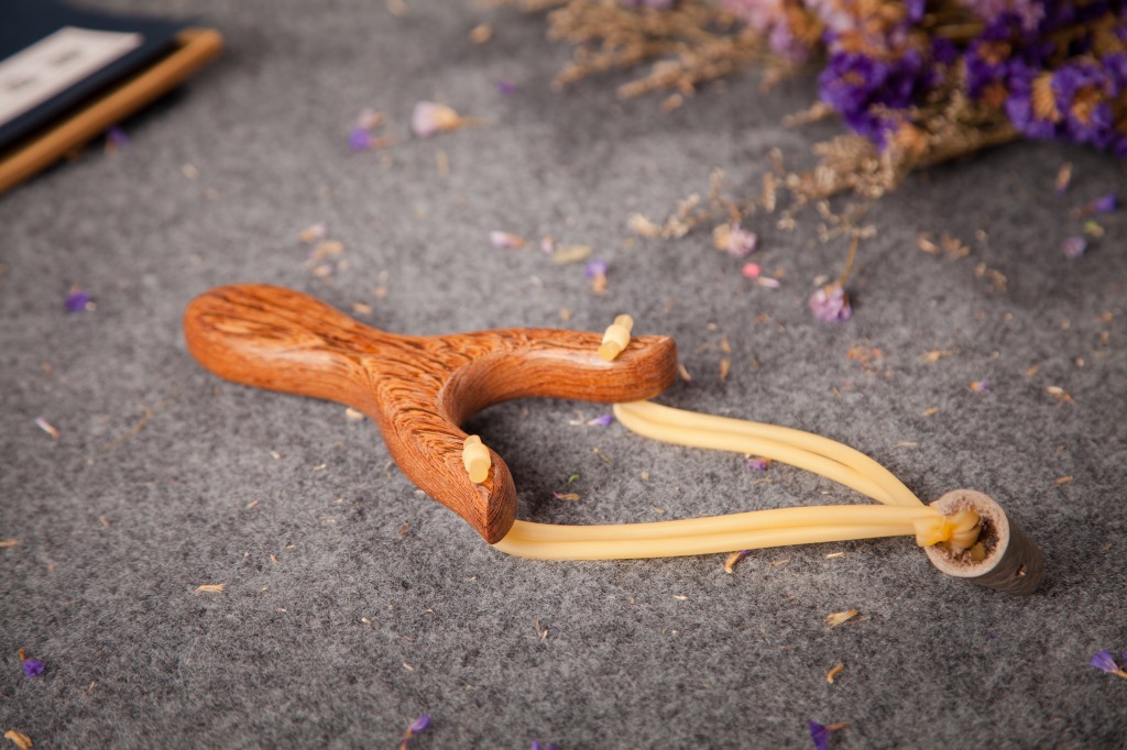 鸡翅木弹弓红木弹弓手柄木柄把手弹弓玩具手把玩弹弓花梨木质批发