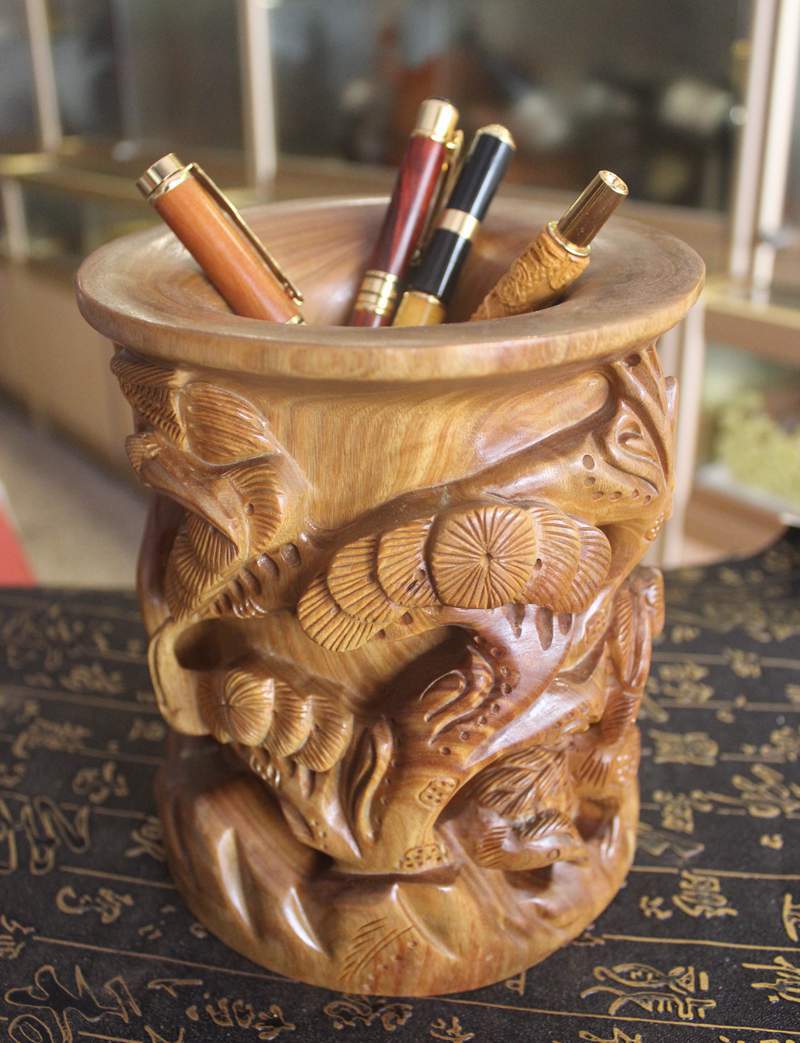 18*15cm草花梨实木雕刻花鸟笔筒 居