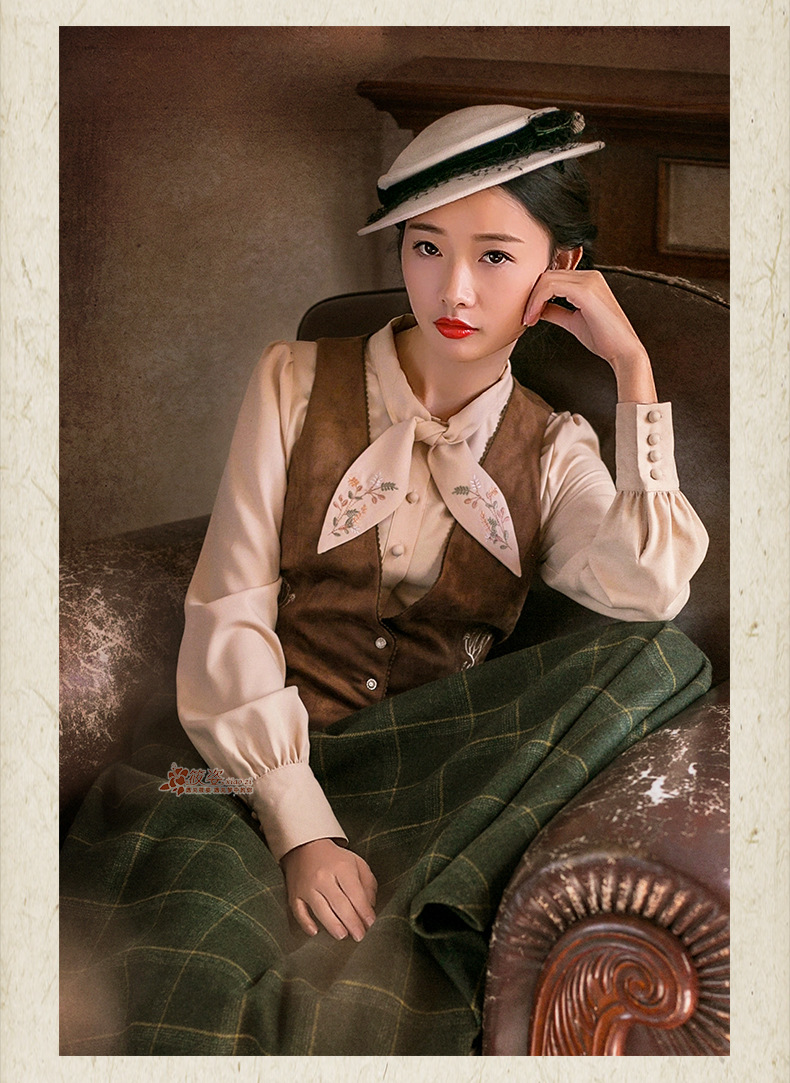 筱姿咖啡情怀2016秋季新款女装复古绣花短款背心显瘦收腰马甲马夹