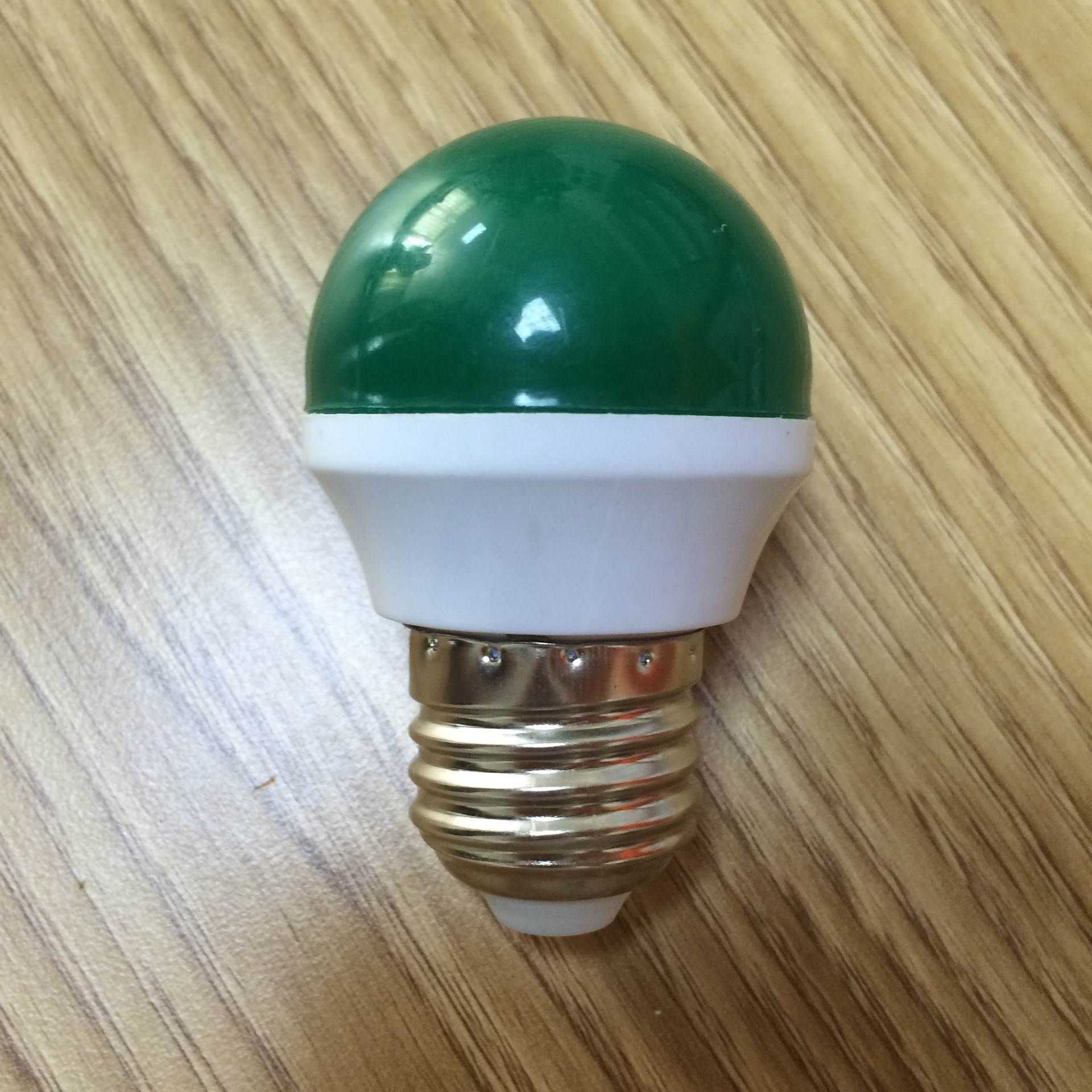 厂家直销 led塑料球泡3w 270°发光 led彩色灯泡 七彩塑料小球泡