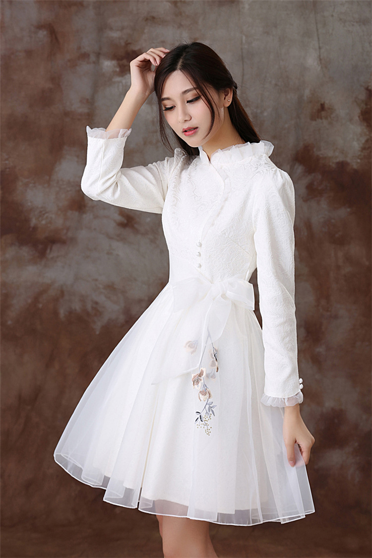 2016春秋连衣裙白色大摆欧根纱绣花衣服