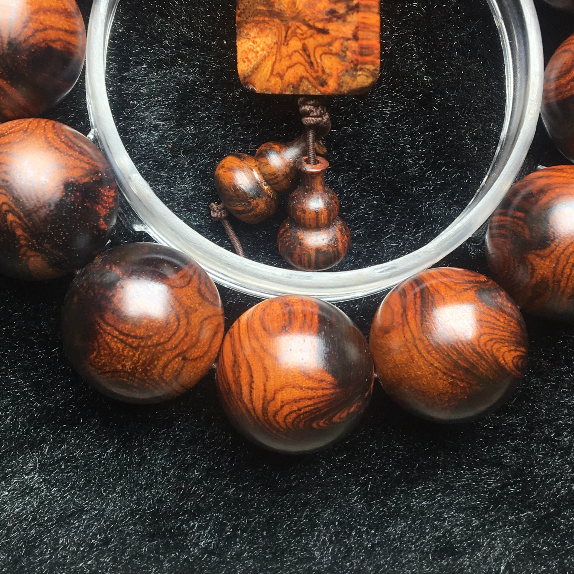 12月6日 老挝黄花梨 藤香木手串 微商专区 一物一拍 支持转图