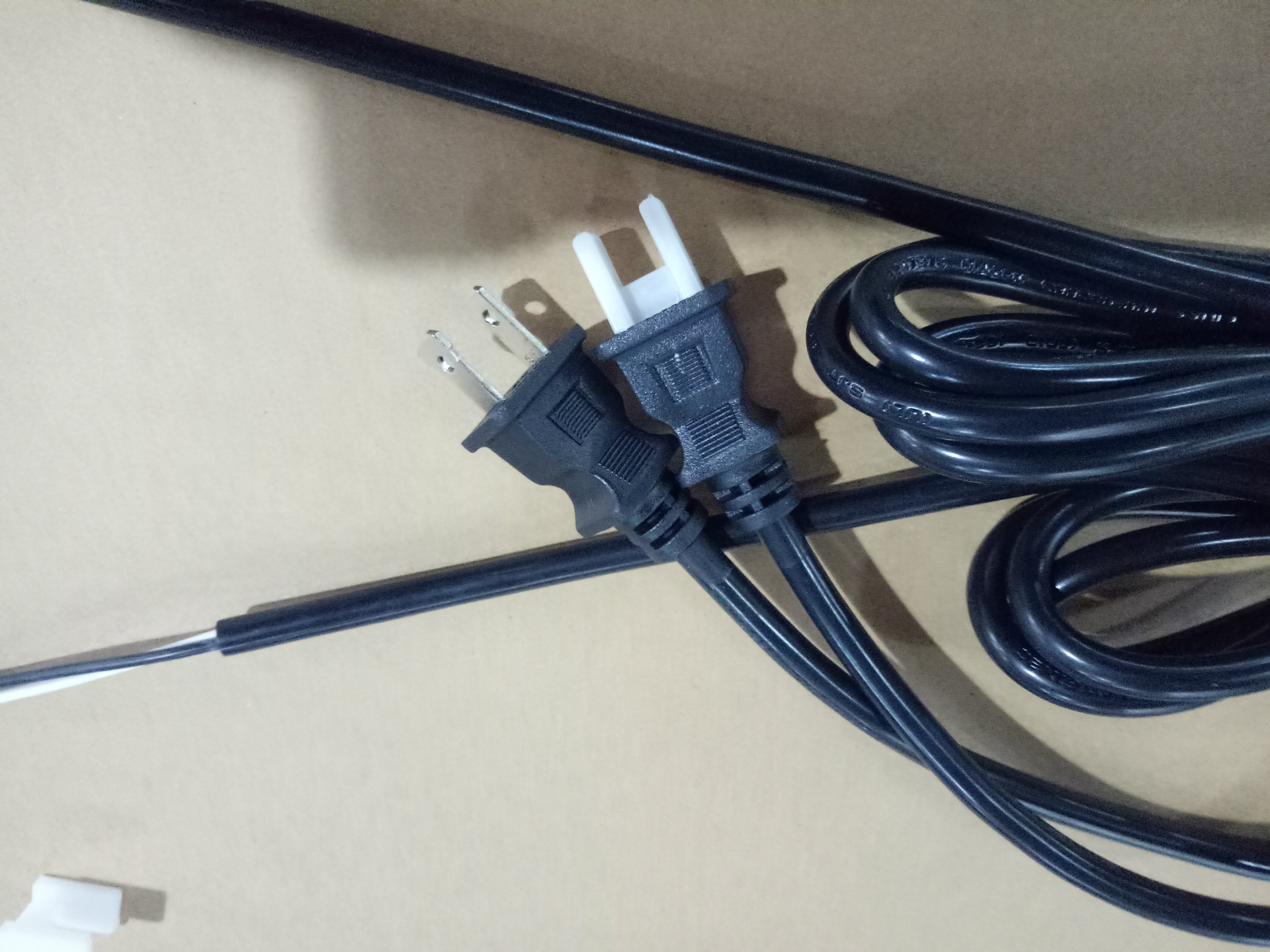 供应美式加拿大插头 ul电源线 二芯美式圆线插头 美式大小片插头