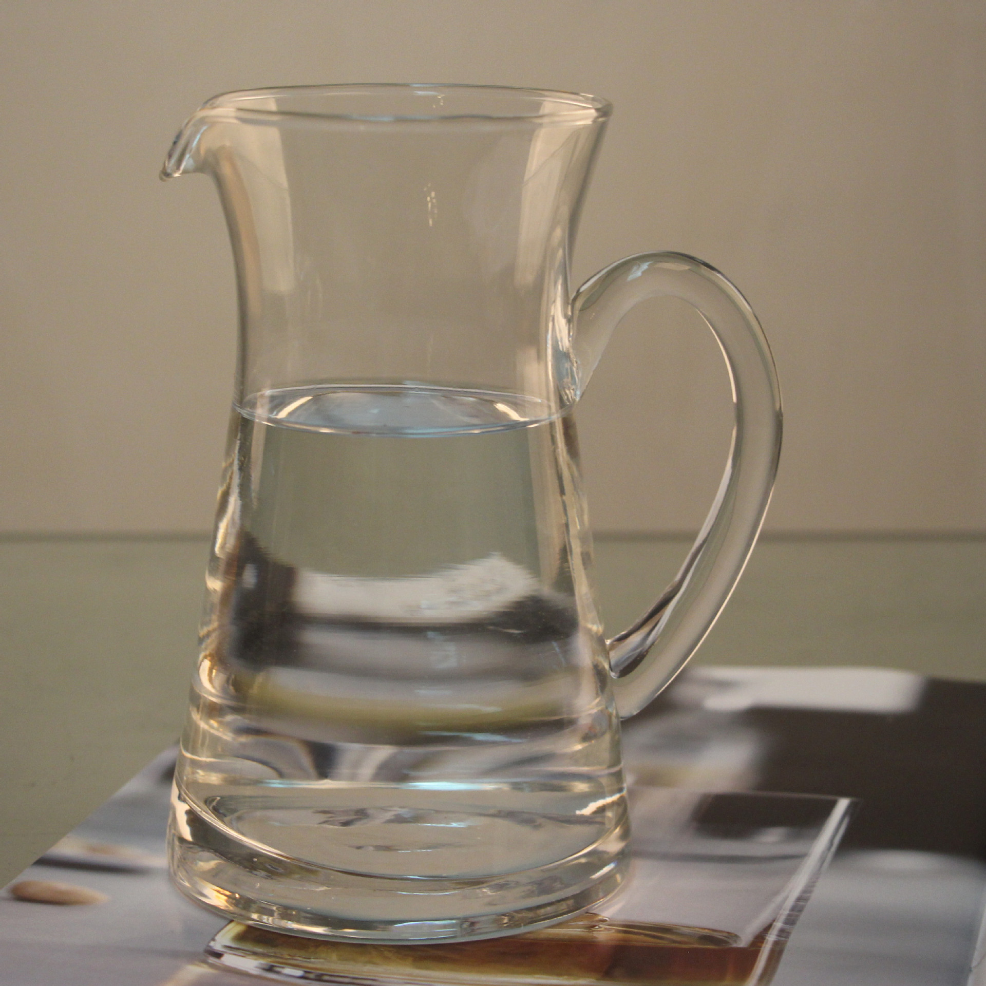 玻璃分酒壶 大容量啤酒扎壶 带把果汁壶 大容量醒酒器 小扎壶弓壶