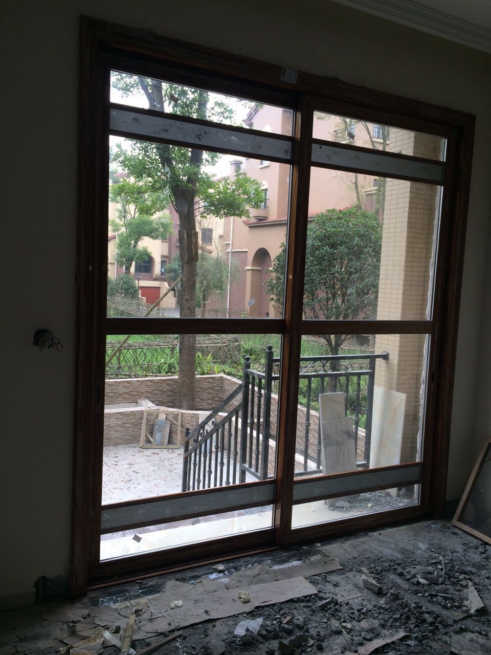 回顾过去,展望未来,佳佳沐天门业有限公司将继续为消费者创超更