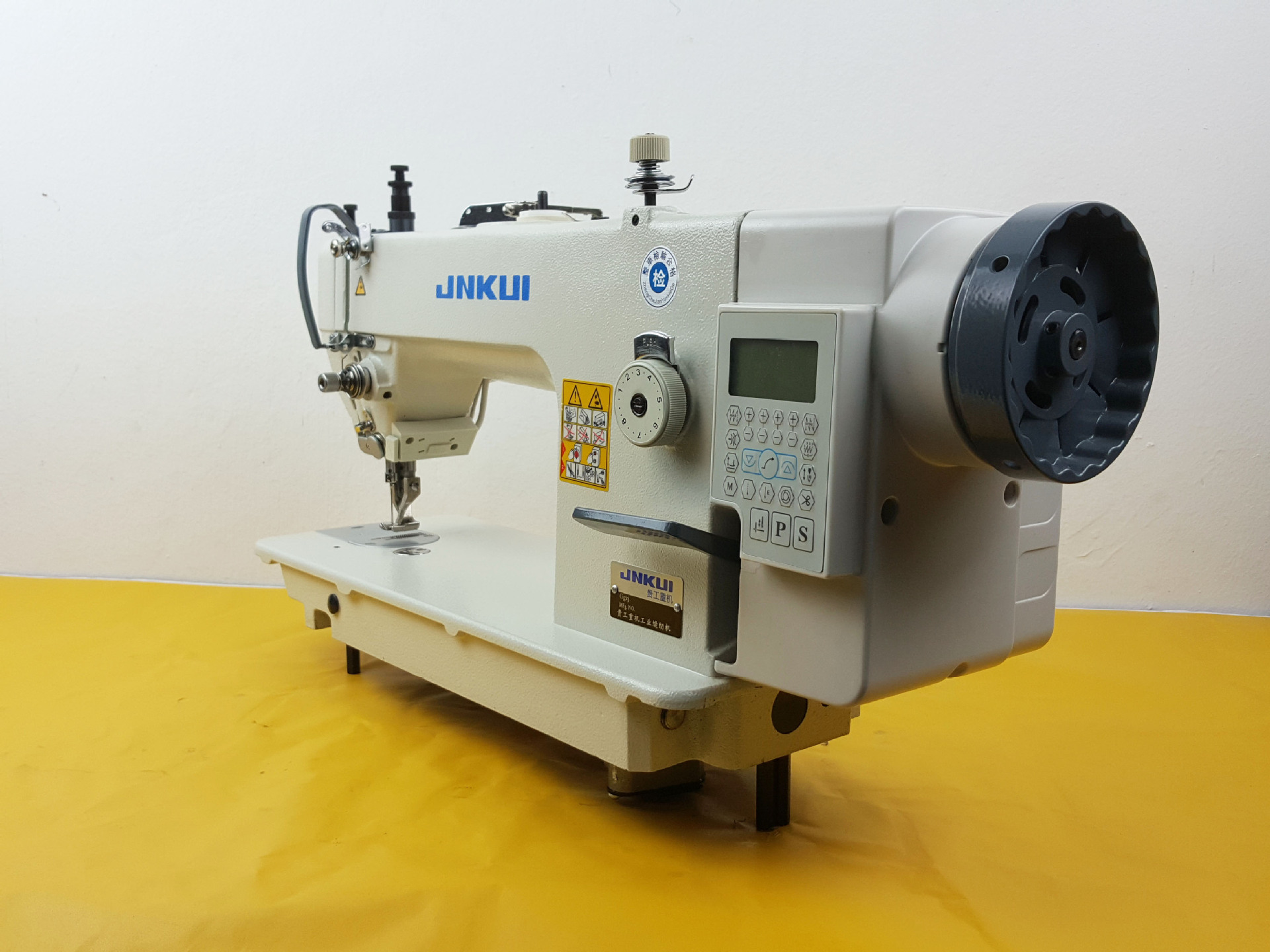 厂家直销 0303d大梭电脑同步机 dy同步车 皮革箱包厚料工业缝纫机