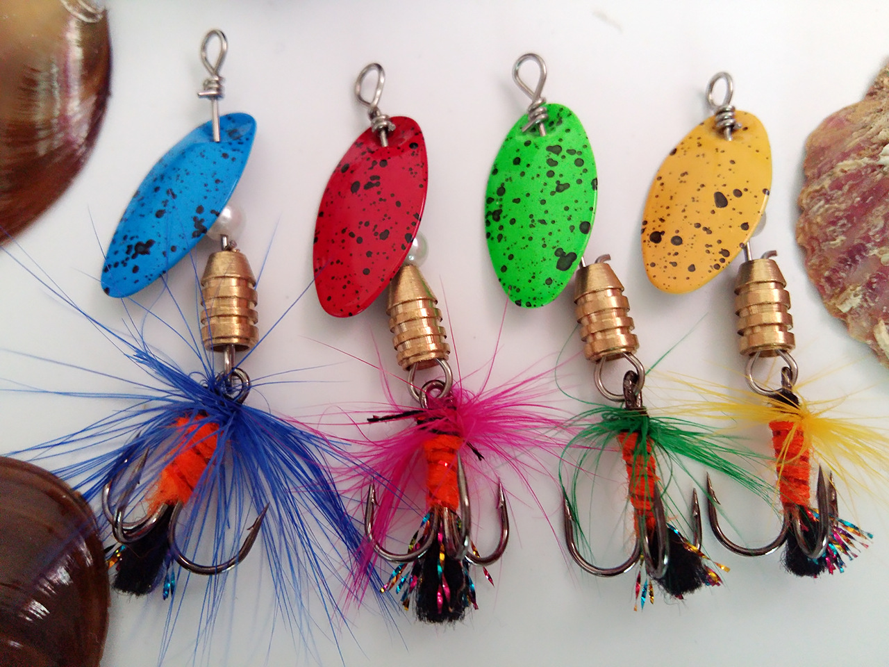 翘嘴专杀旋转羽毛亮片组合4个超值装路亚饵鱼饵亮片渔具垂钓用品