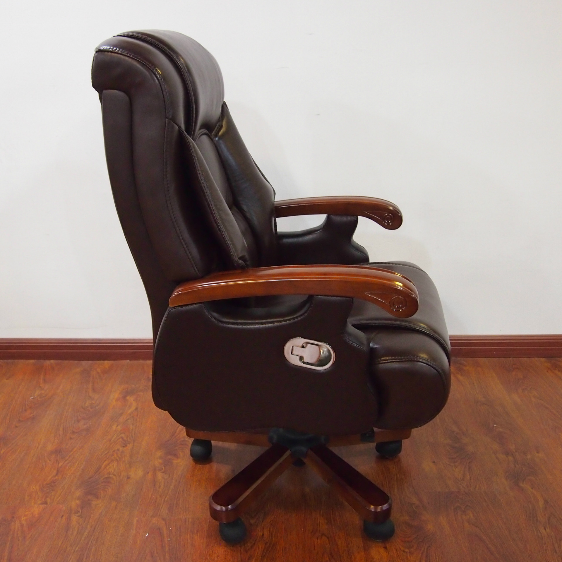 热销真皮大班椅高级老板椅电脑椅子办公转椅批发3667