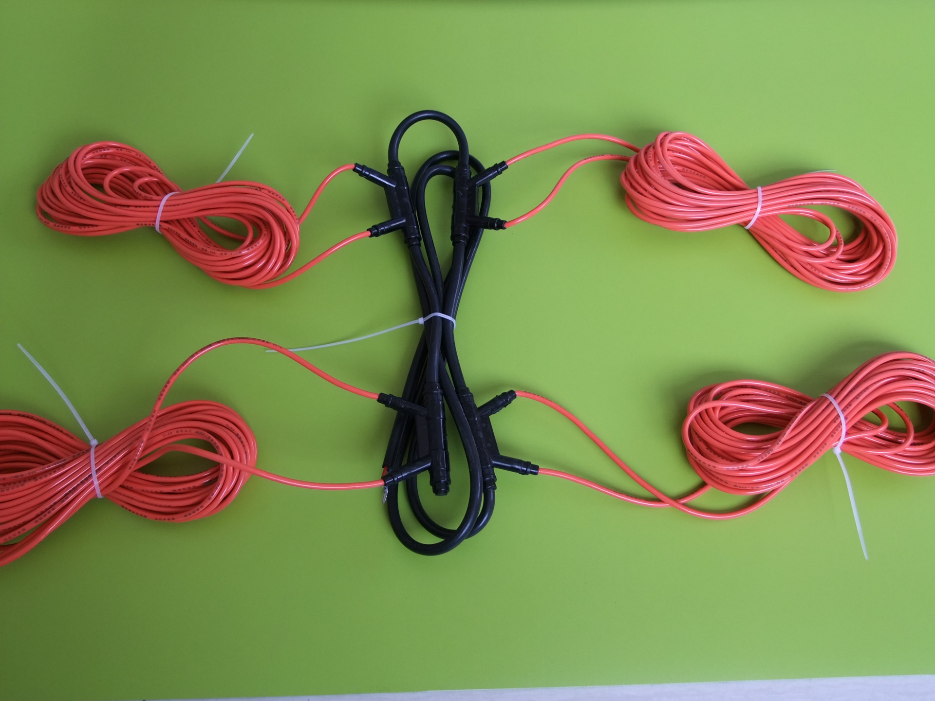 地暖碳纤维加热线 硅橡胶碳纤维电热毯发热丝 成品14米200w