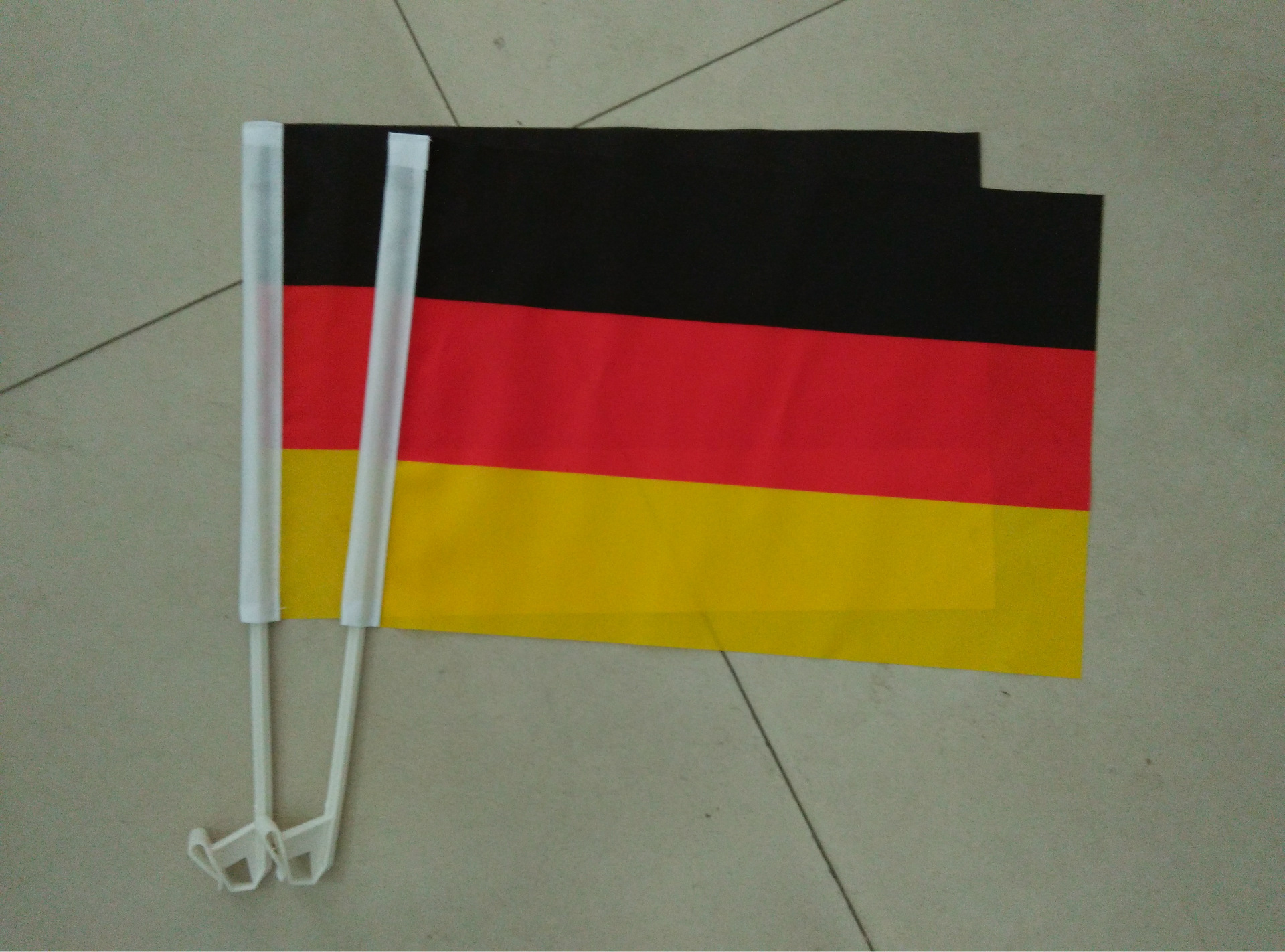 定制厂家直销德国旗帜系列 德国车旗手摇旗车镜罩串旗围巾国旗等