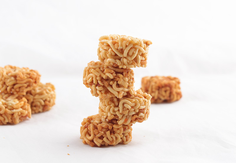 脆脆面110g拉面丸子小吃点心脆面休闲零食方便面