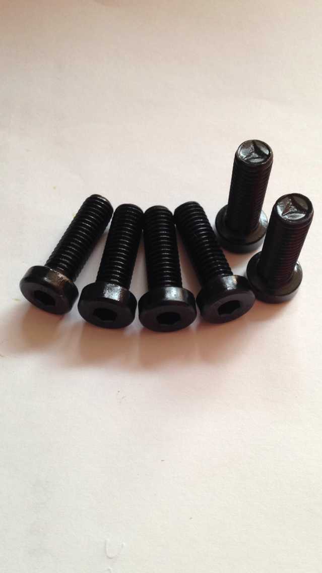 12.9级发黑薄头内六角螺丝din7984矮头内六角螺钉m5*8-20