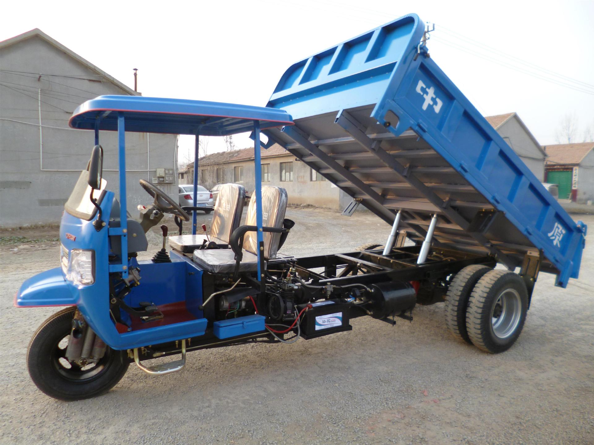 16年新推出轴传动后双轮胎超大型拉环保砖运输自卸三轮汽车