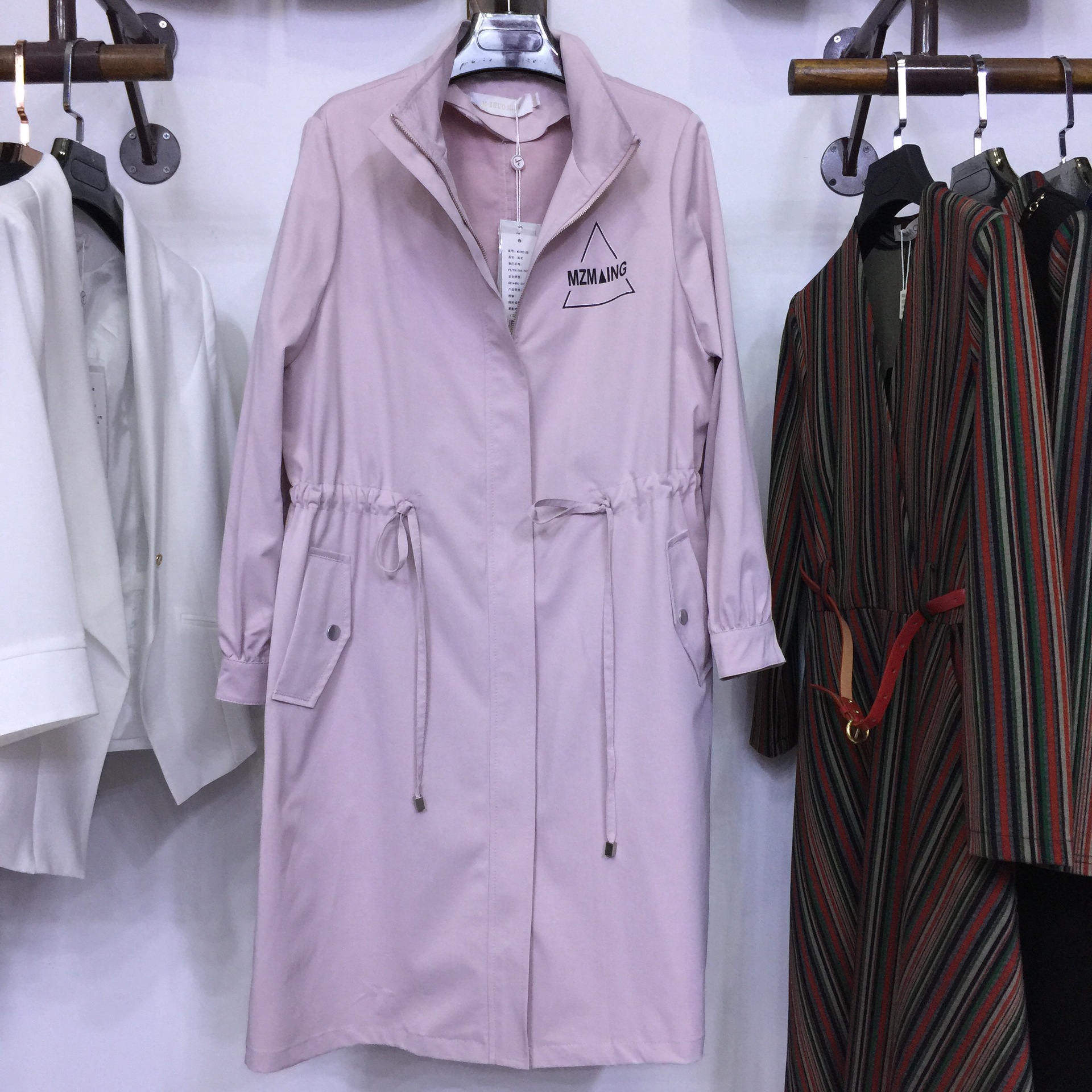 2016秋冬新款梦卓名m16b11专柜实拍风衣外套韩版修身腰带中长款