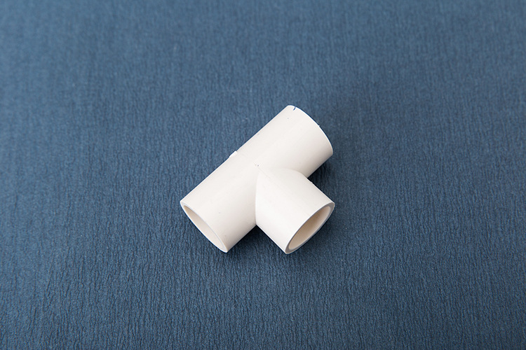 蒂高pvc给水三通 塑料等径三通 pvc给水管配件 白色批发