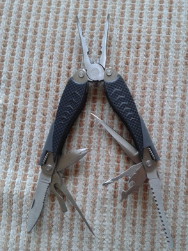 多功能钓鱼钳 折叠尖嘴摘脱鱼钩路亚刀钳 户外垂钓用品工具装备