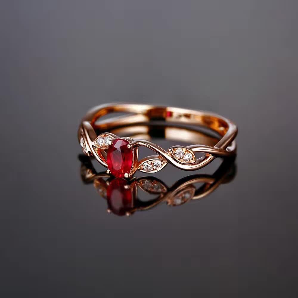 新款18k金红宝石戒指 au750镶嵌无烧红宝石钻石戒指珠宝首饰订制