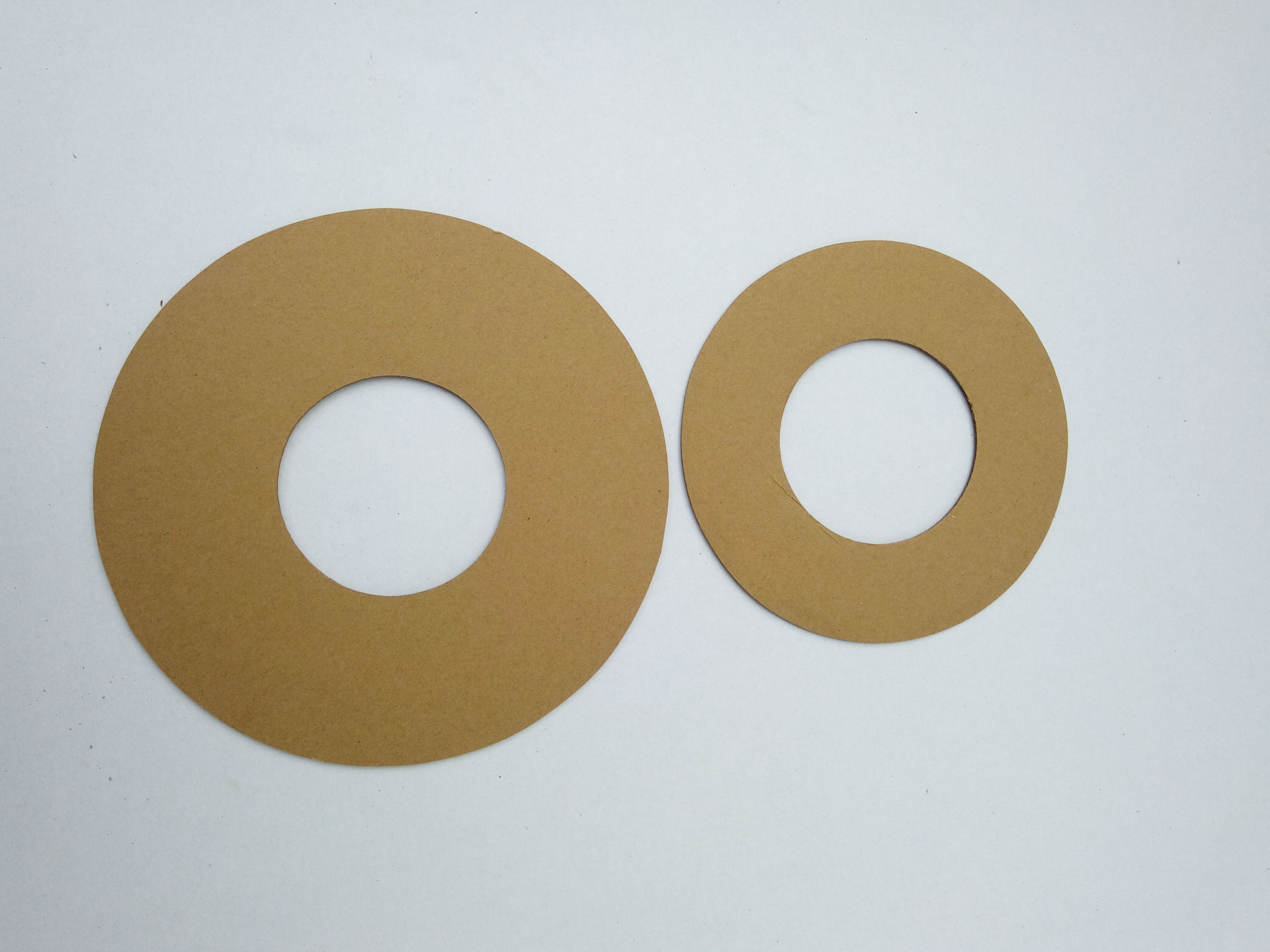 北京博兴纸箱厂圆形垫片包装定制北京地区免费发货