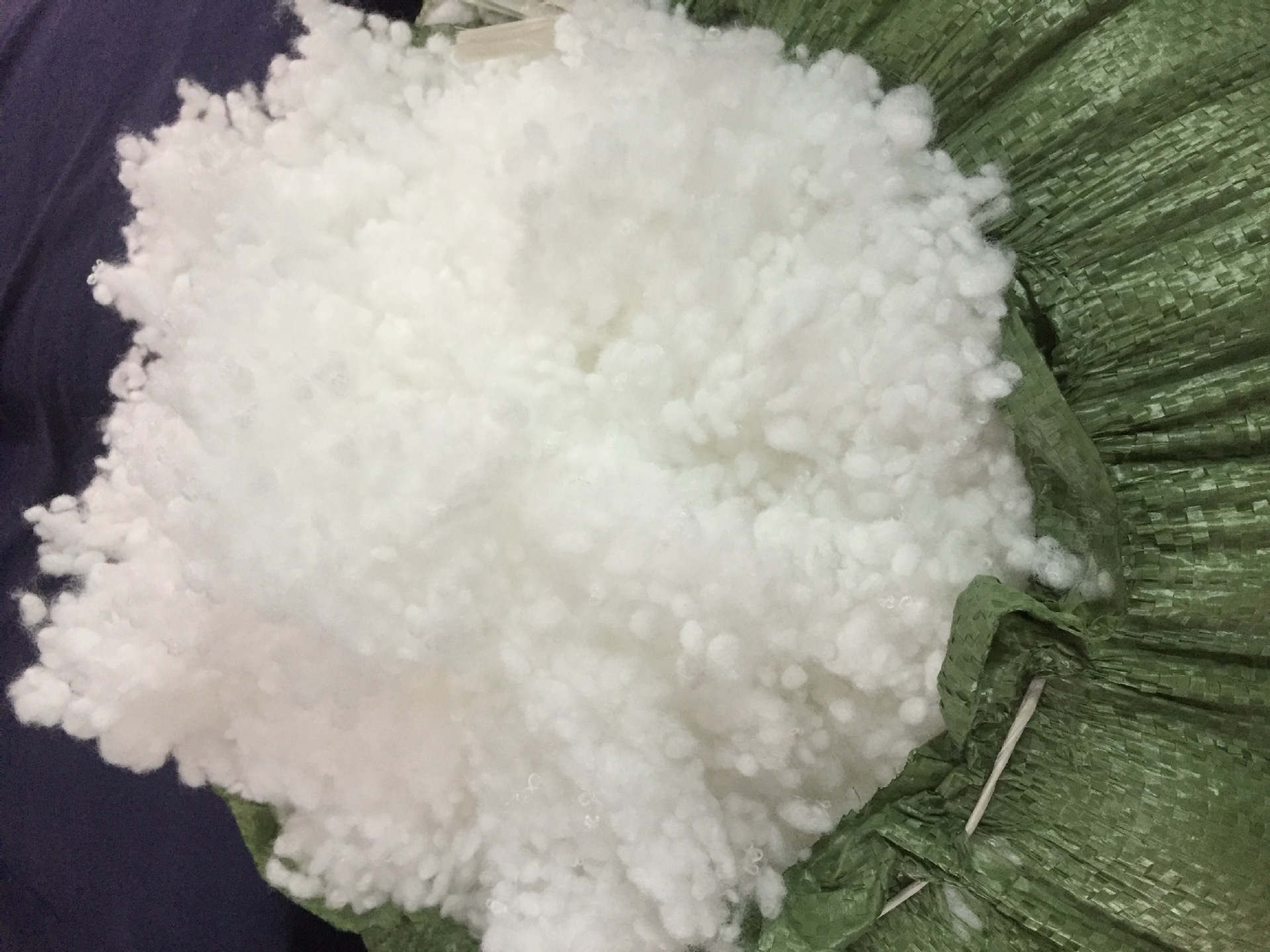 厂家直销优质高回弹珍珠棉颗粒棉枕头填充棉