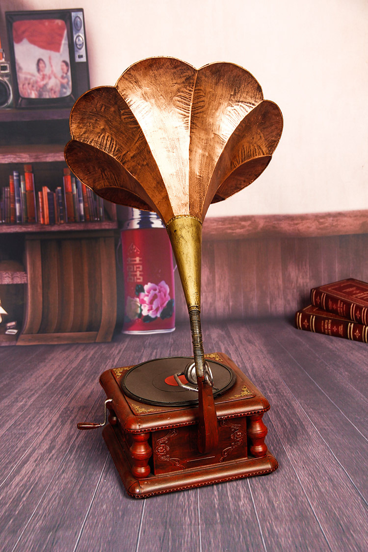 复古大喇叭留声机碟片机金属工艺品酒吧家居摆设铁装饰品厂家直销