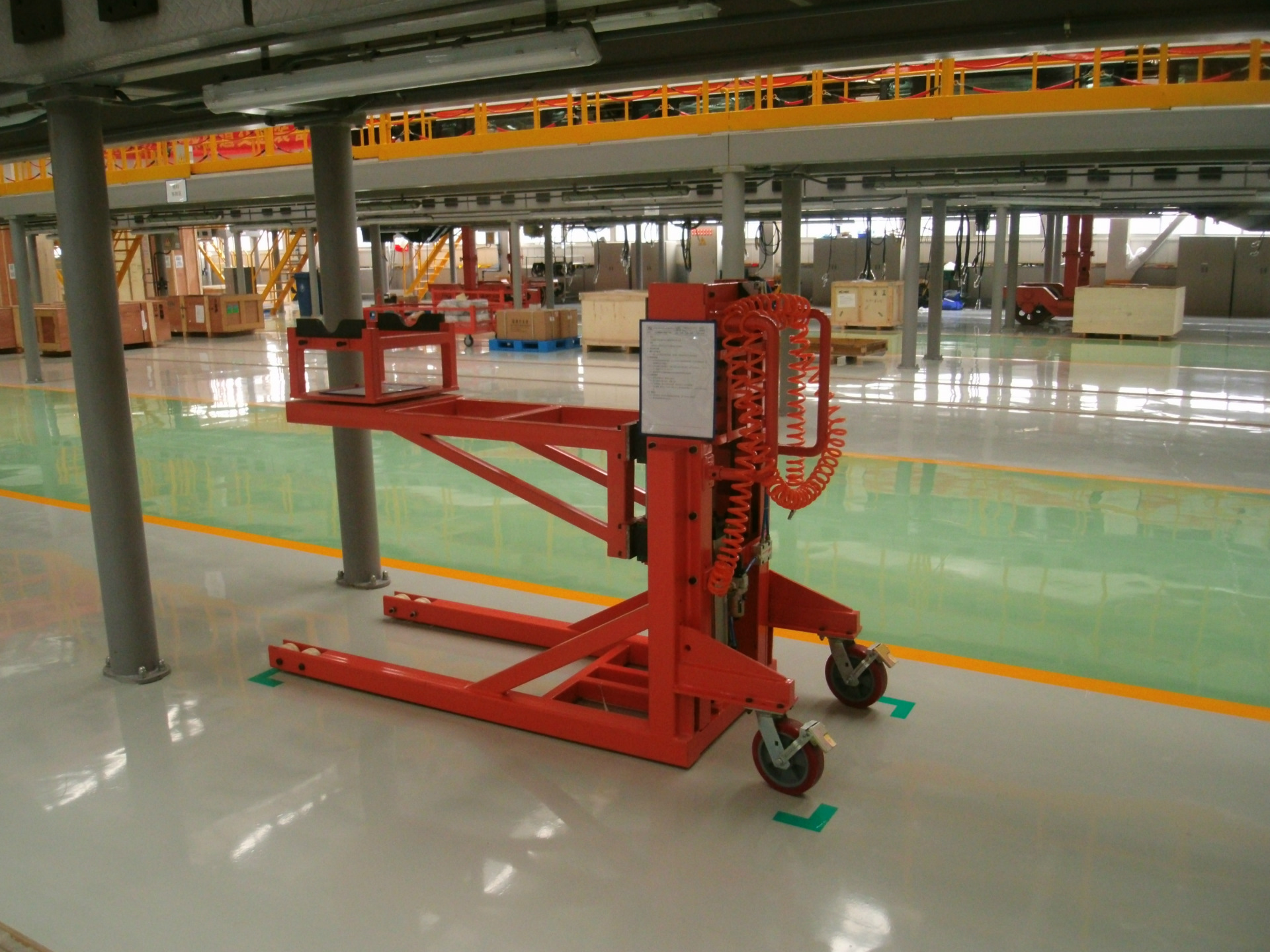 门机构安装液压升降平台 台面可旋转360&deg; 轻便 灵活