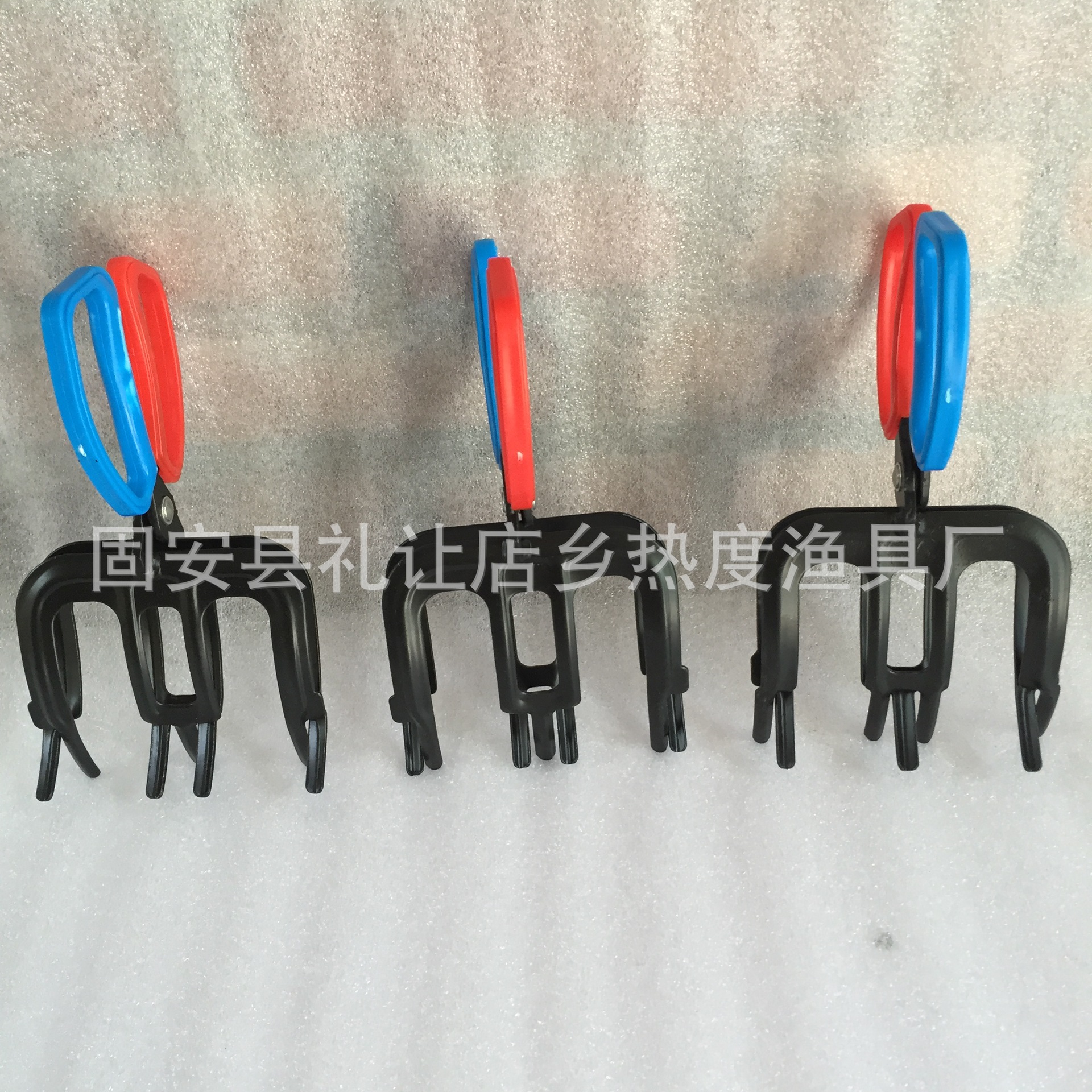 金属剪刀式夹鱼器 抓鱼器鱼夹子控鱼器免脏手捉鱼钳 钓鱼钳抓鱼夹