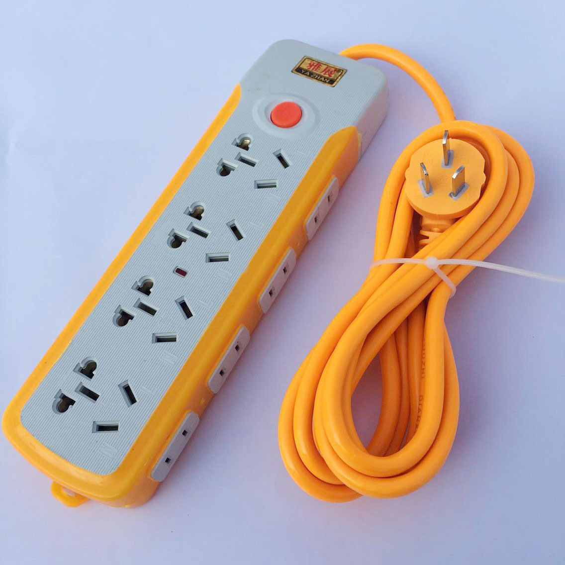 跑江湖地摊展销会德国防水防摔防爆插线板插座 插板 插排1