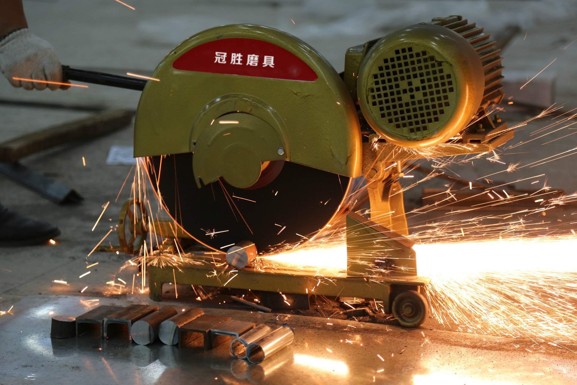 【厂家】**磨具 冠胜品牌400x3.2x32切割砂轮片 .