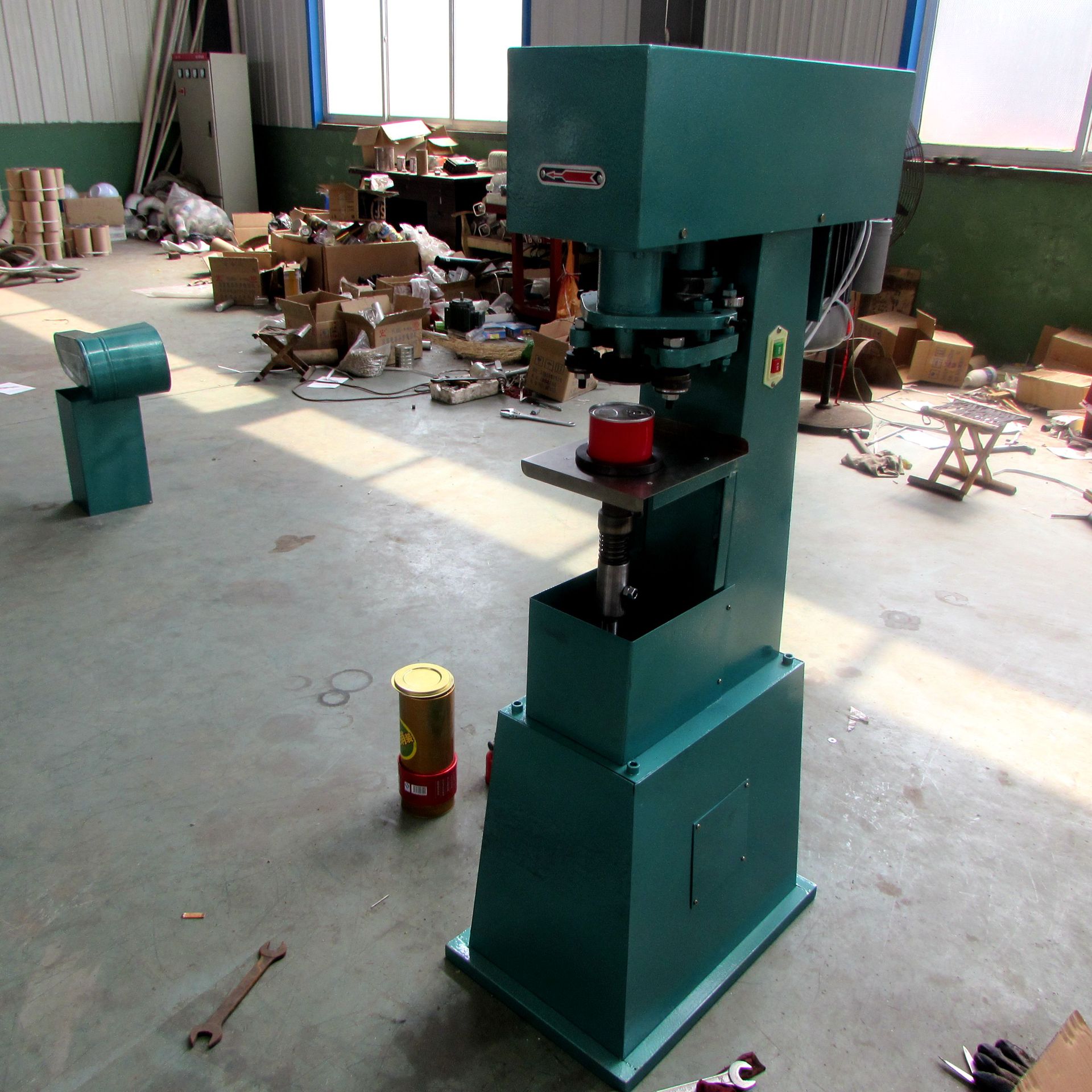 美缝剂玻璃胶罐封口机 奶粉灌封口机 手板式易拉罐封口机报价