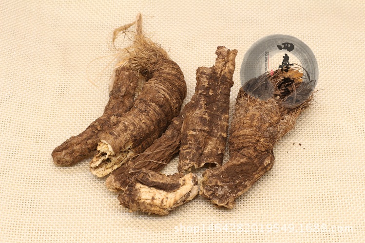 无适宜人群所有人群不适宜人群无储藏方法阴凉干燥主要原料南沙参片