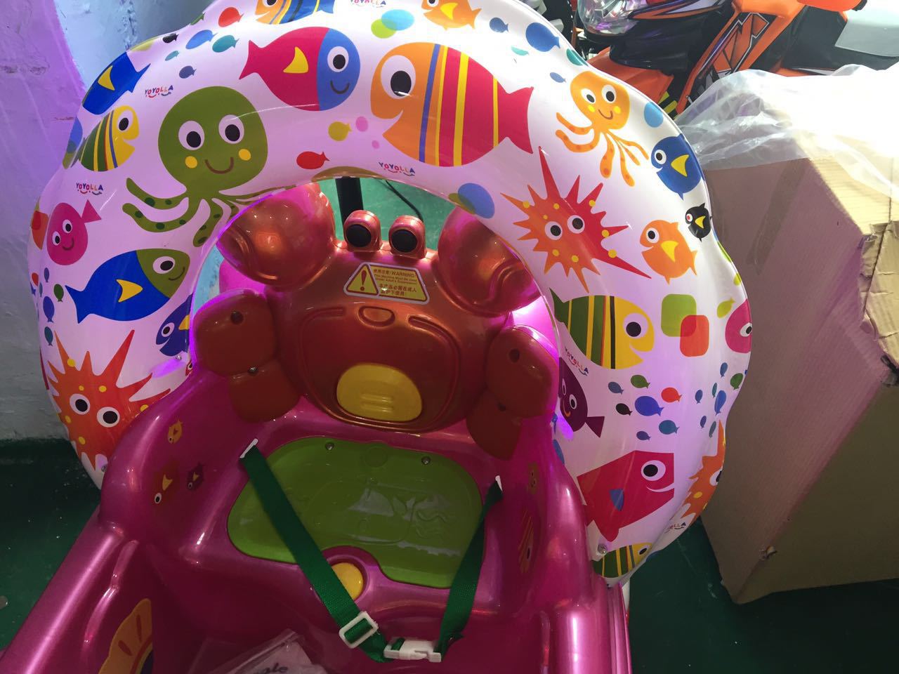 厂家儿童摇摇车qq鲸投币游戏机摇摆机儿童转马轨道设备批发