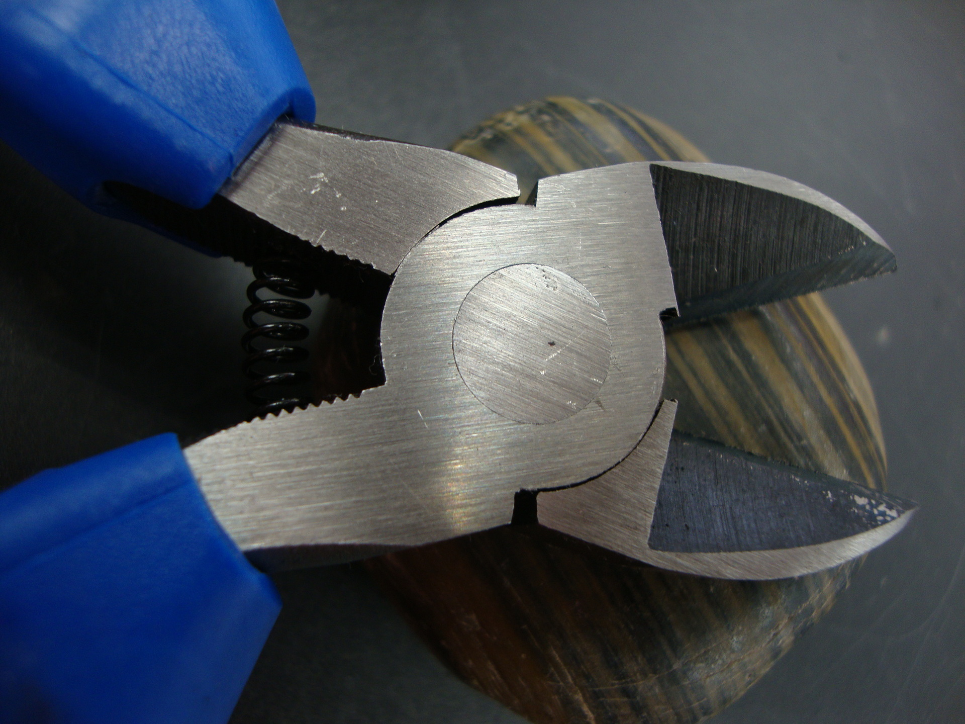 五金工具斜口钳斜嘴钳子偏口钳 斜嘴钳电工钳子促销款