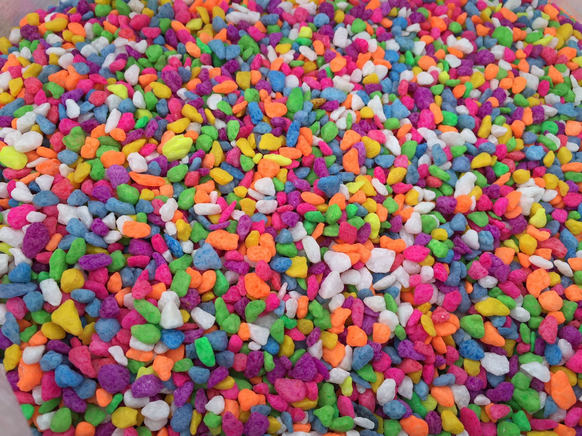 景观石子五彩石子 鱼缸水培用品4公斤装 量大从优