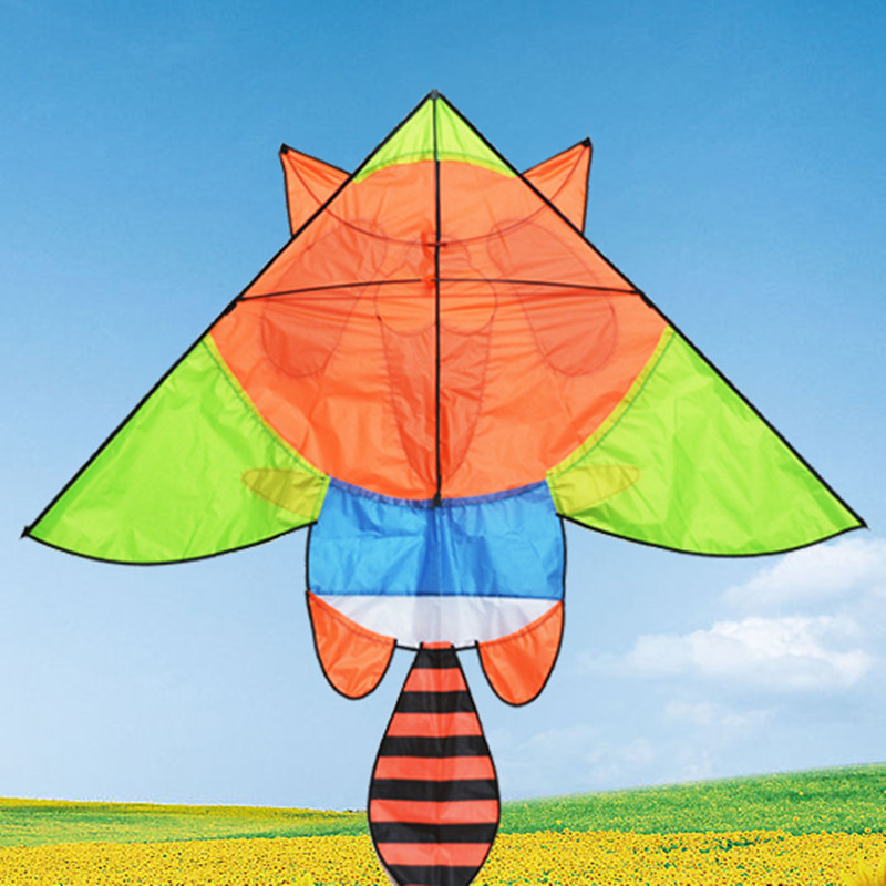 潍坊翔仑风筝加工厂新款现代三角风筝小浣熊质量保证易飞