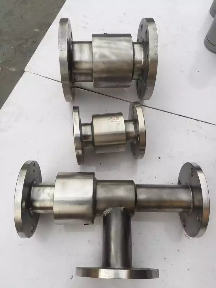 360度万向接头防尘用双向法兰旋转接头往复摇摆式旋转