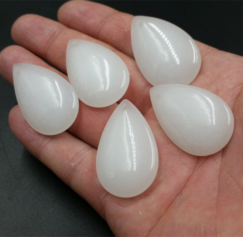 天然玉石a货新疆和田玉水滴挂件石英岩玉水滴吊坠白玉挂件