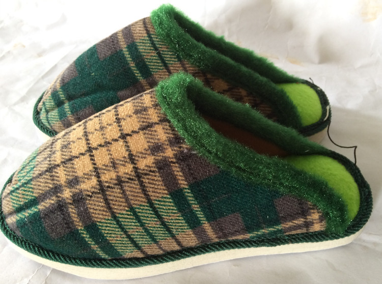 厂家生产手工结婚棉拖鞋地板春夏秋冬泡沫底布拖鞋子地摊货源批.