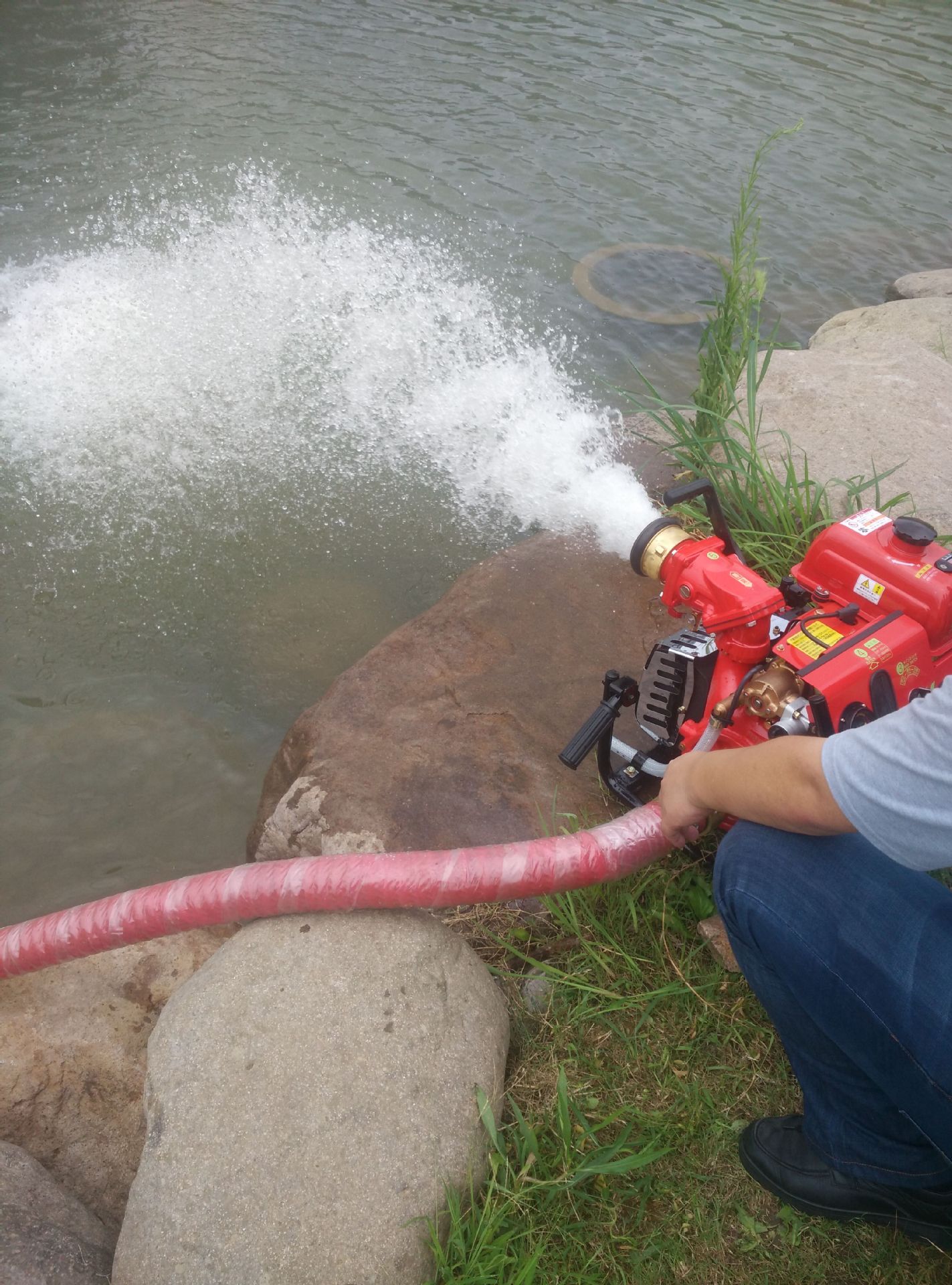 v20d2s消防泵东发牌手抬机动消防泵 15匹原装进口 宁波慈溪市消防