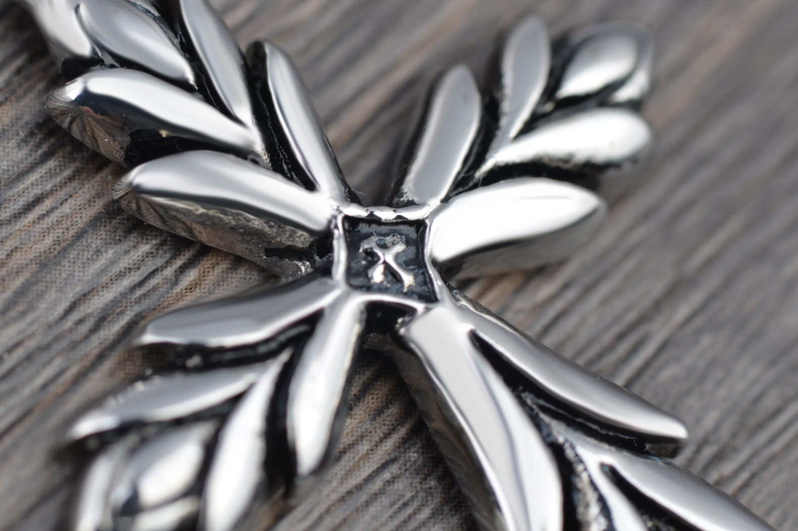 钛钢士男十字架项链不锈钢麦穗吊坠欧美铸造饰品 一件代发