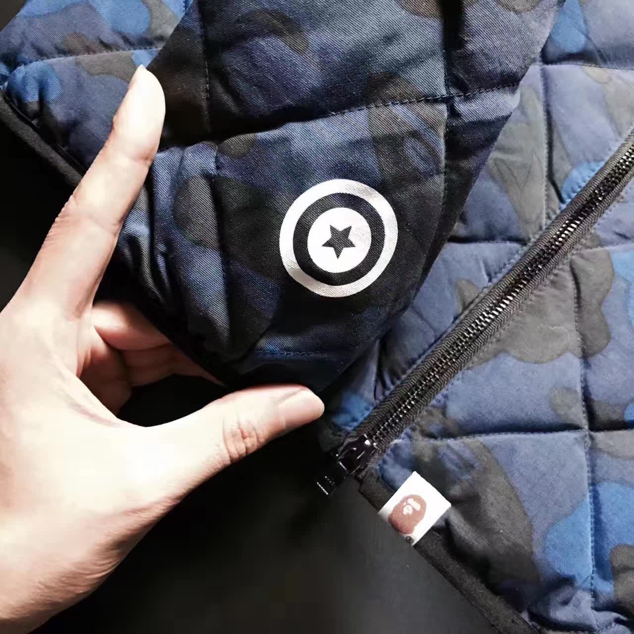 潮牌日系秋冬bape新款鸭绒羽绒服猿人头 鲨鱼 日系 情侣外套