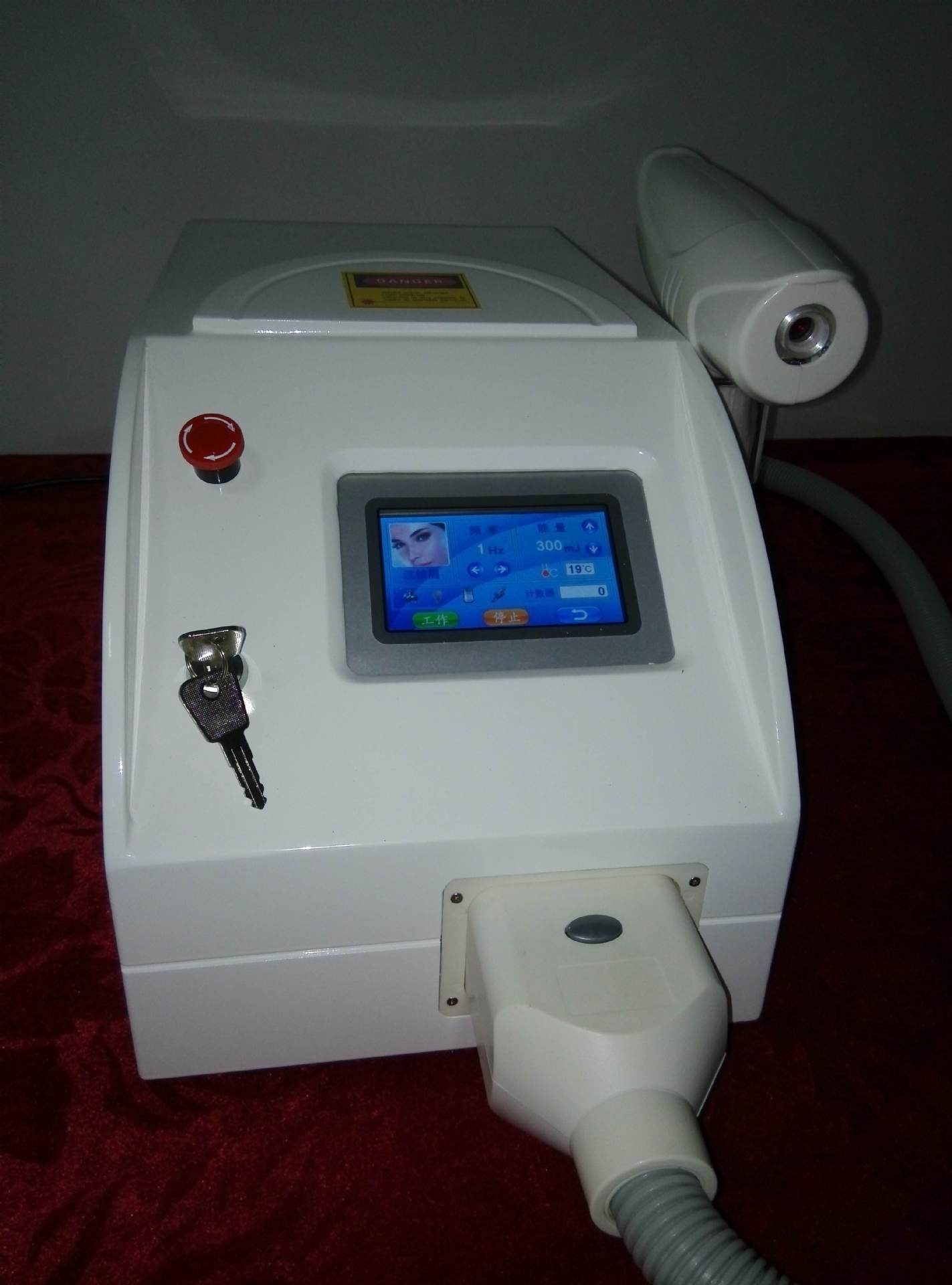 供应出口版便携式激光洗眉机 激光洗纹身机