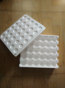 鸡蛋塑料礼品盒