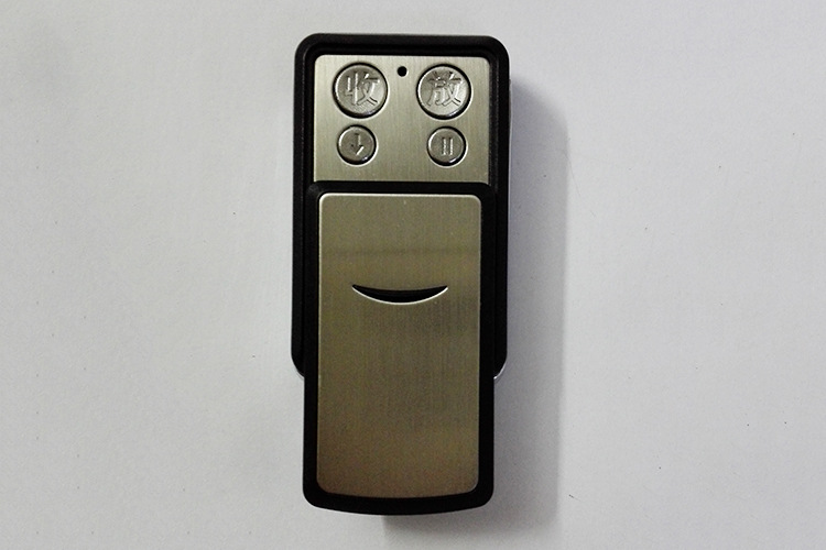 厂家电动车库门钥匙 无线复制对码 汽车四键万能门禁遥控器批发