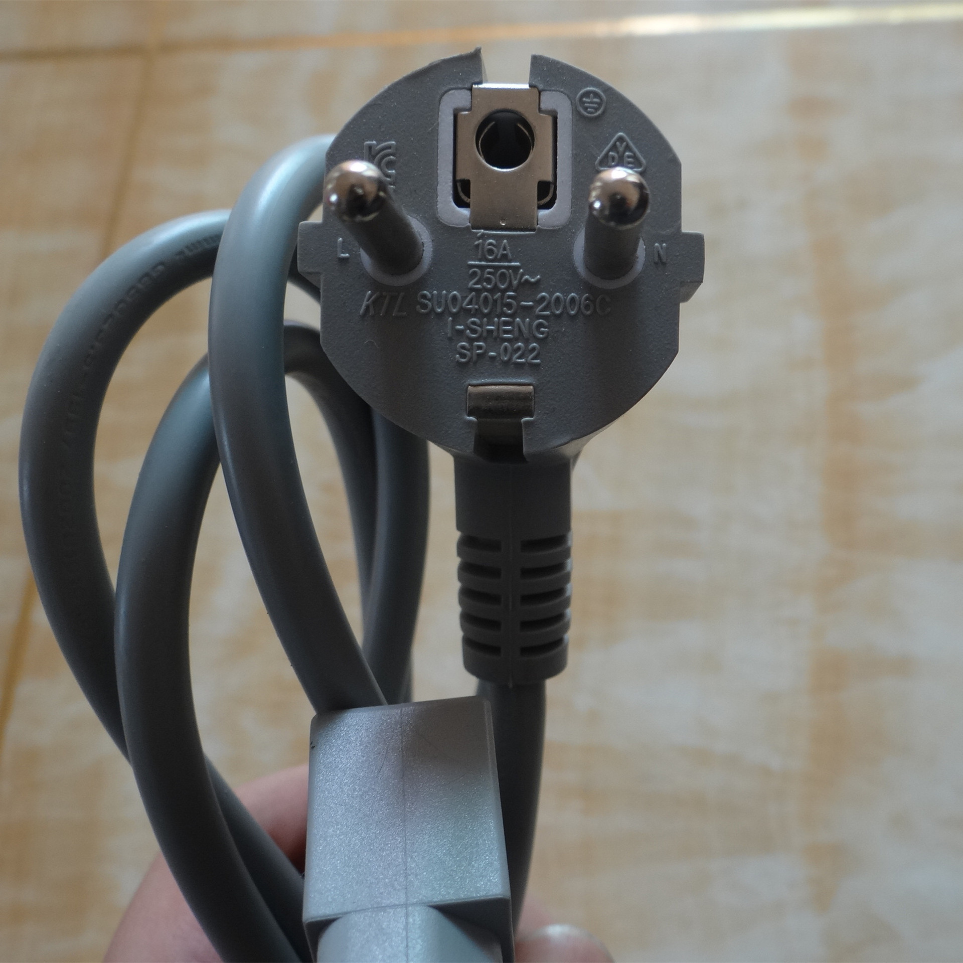 韩规品字尾电源线 韩规插头90度品字尾 弯头90度欧规电源线