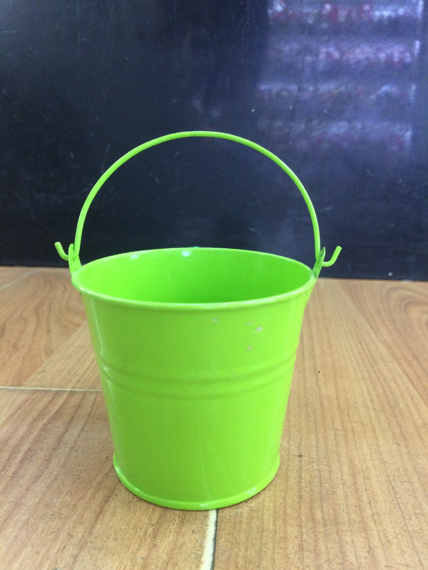 迷你彩色铁皮收纳小桶/拍摄道具/家居时尚小花盆糖果色迷你小铁桶-阿