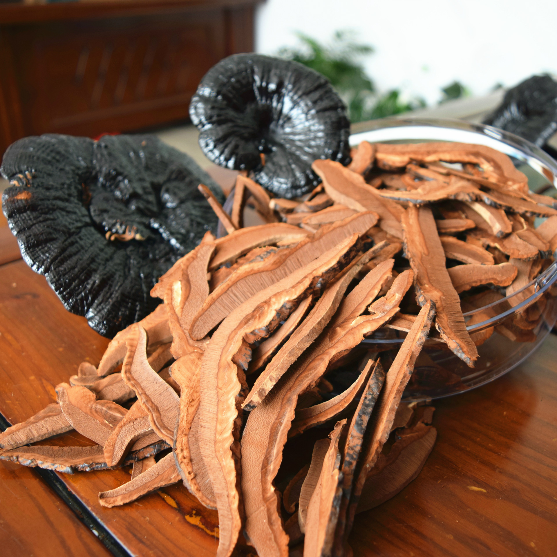 加工定制福建特产灵芝片黑灵芝片整枝椴木切片散装手工切片干灵芝