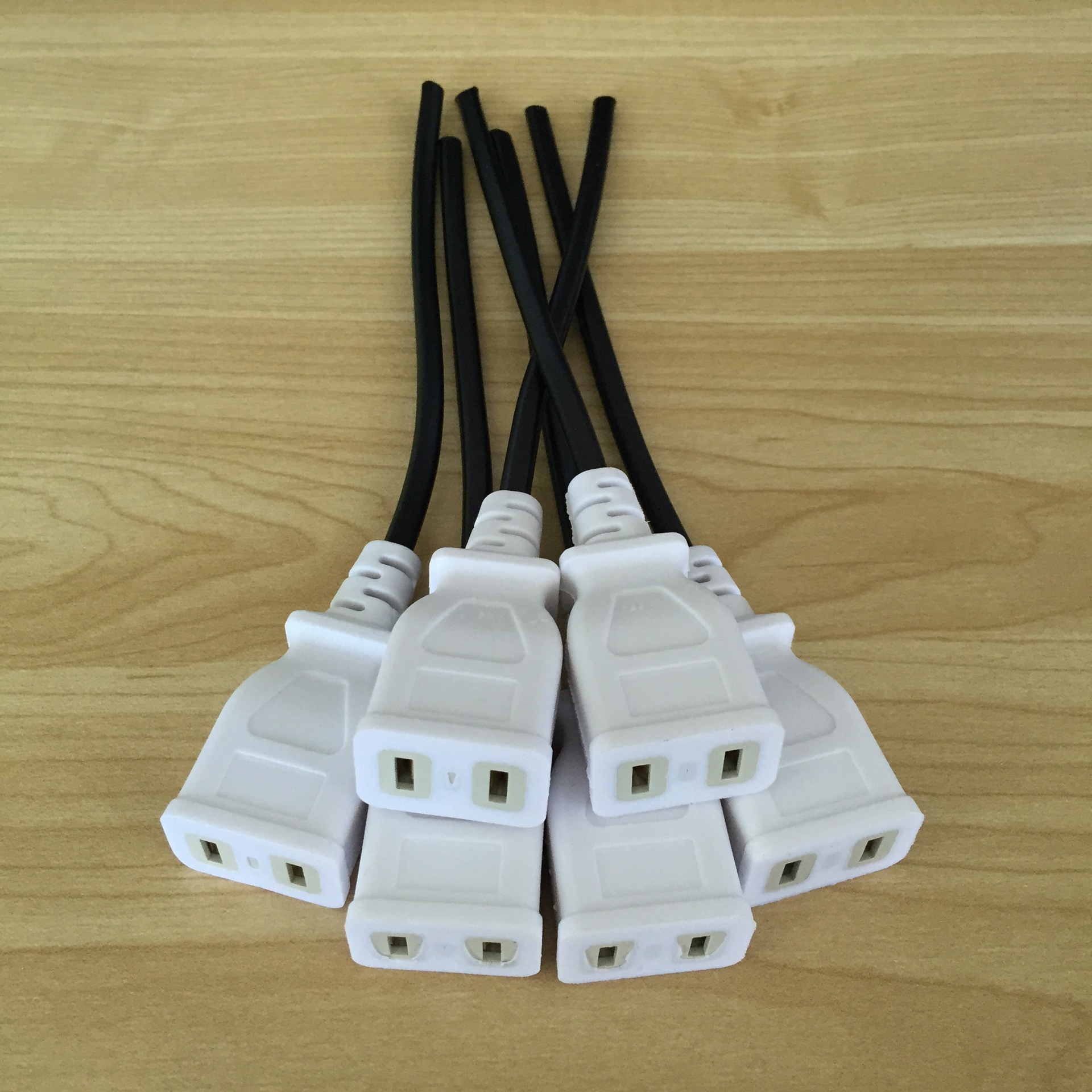 带线母插头室外防水盒电源插头监控插座二脚母插头 一体母插