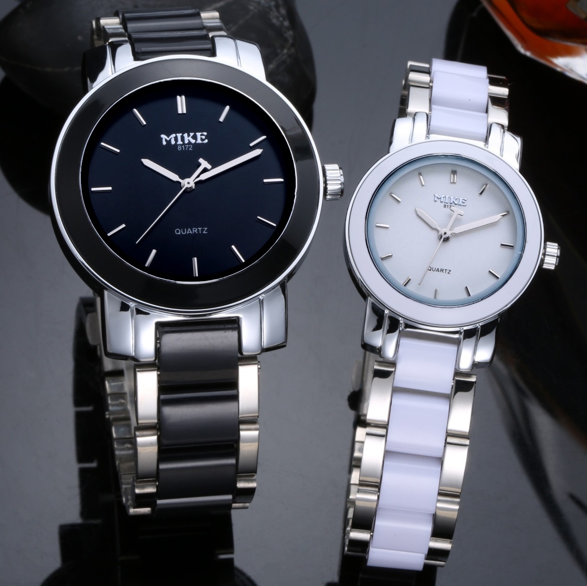 批发香港米可手表仿陶瓷黑白经典双色男女款时尚钢带情侣手表