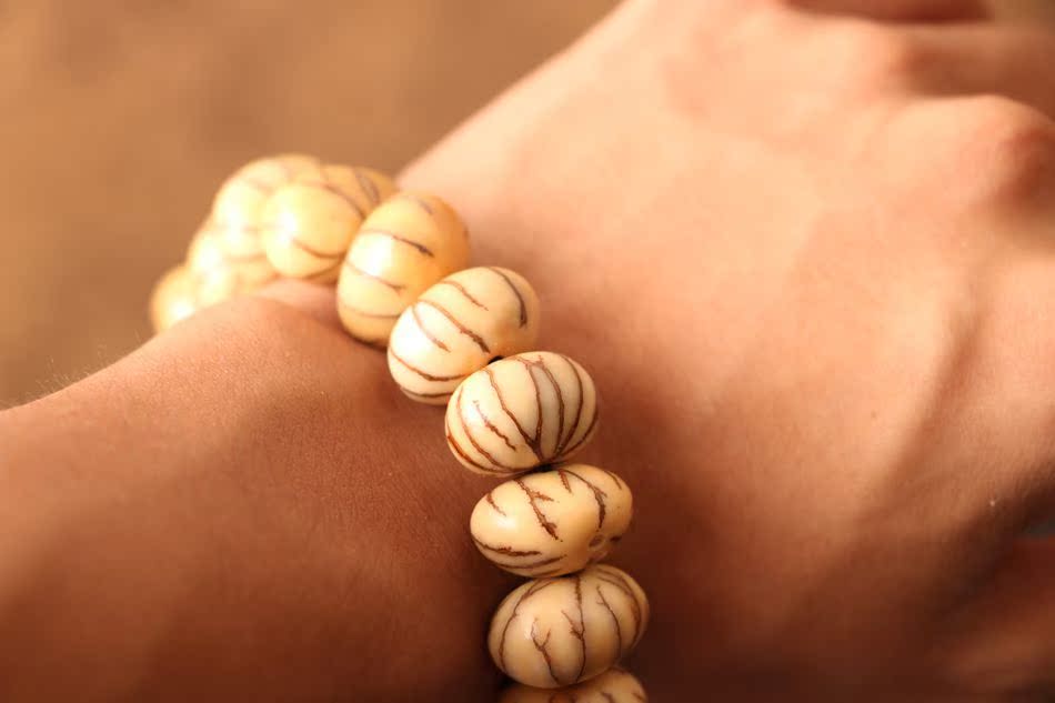 祥禾嘉艺大头佛珠大金线菩提子干磨瓷白大金线血丝菩提念珠