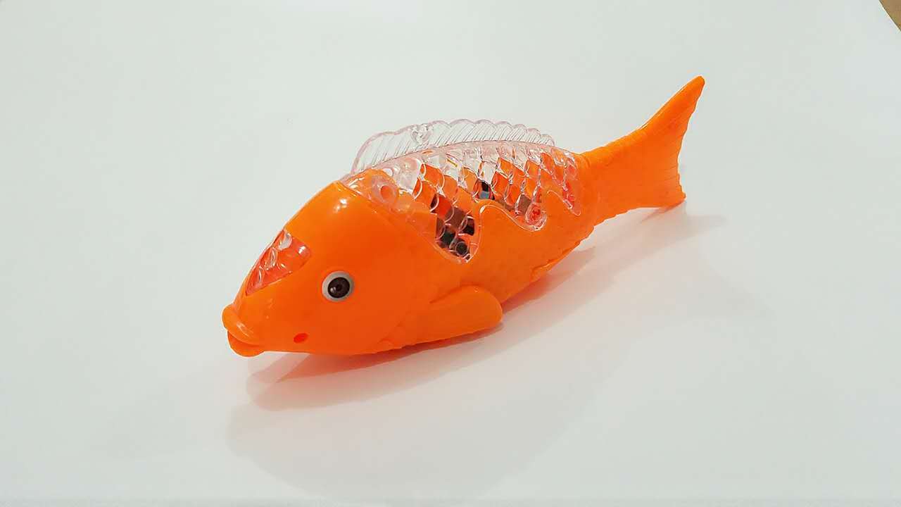 厂家直销儿童新款仿真闪光音乐电动鱼摇摆自由鱼地摊热卖玩具批发